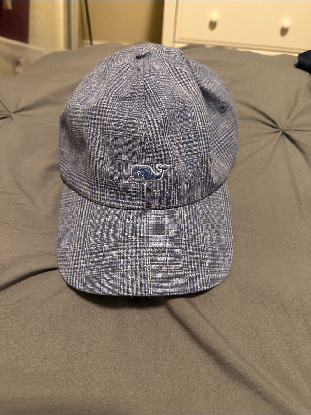 Hat Identified - Picture 1 of 4